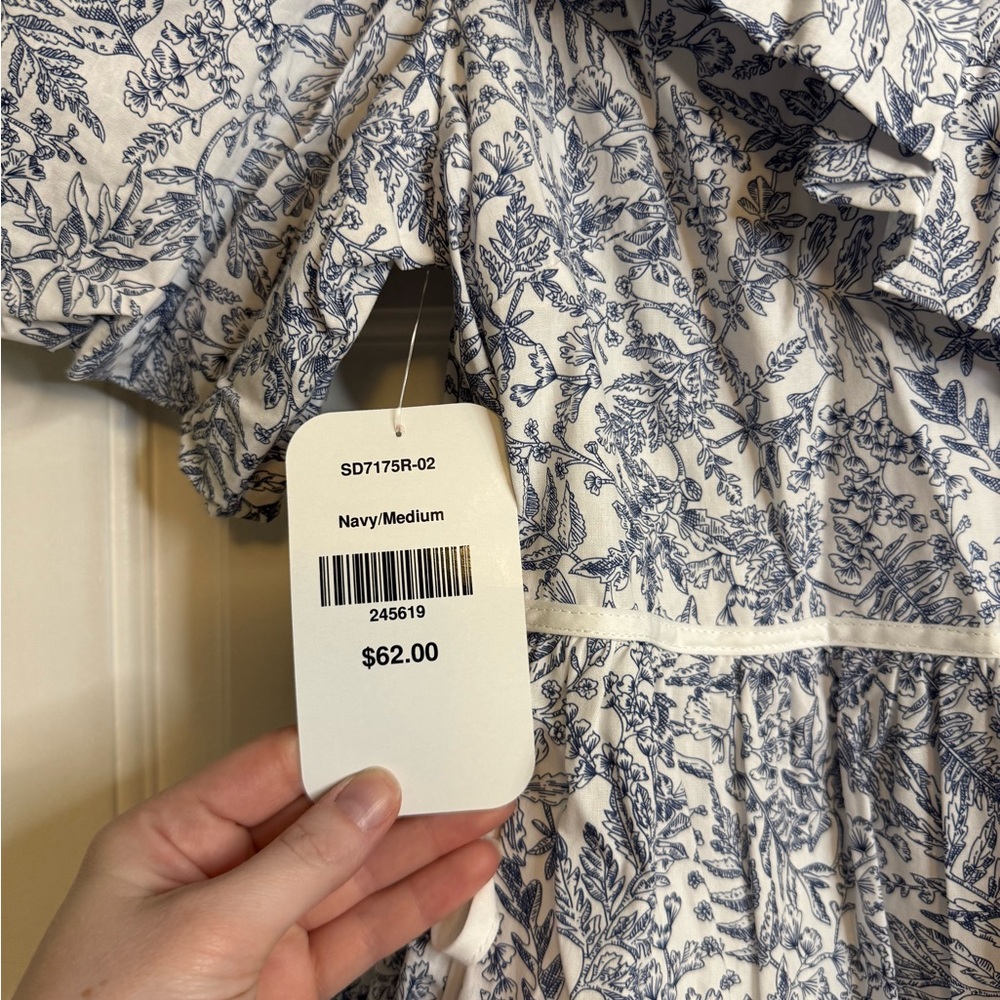 Hudson Gray Boutique Puff Sleeve Dress - Picture 2 of 4